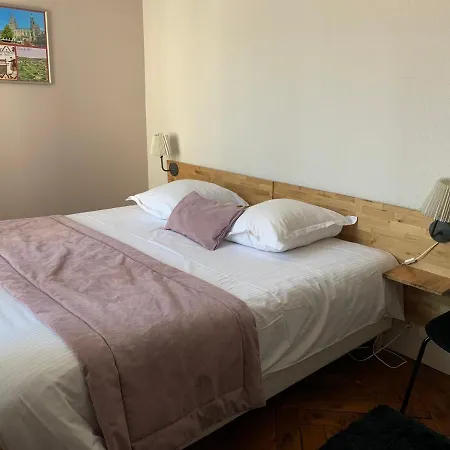 Private House With A View On Bayeux's Cathedrale *