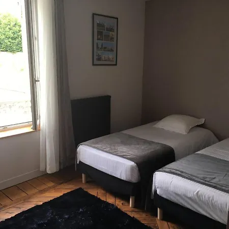 Private House With A View On Bayeux's Cathedrale *